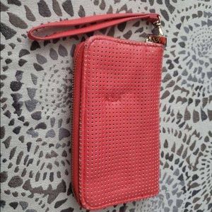 Target coral wallet